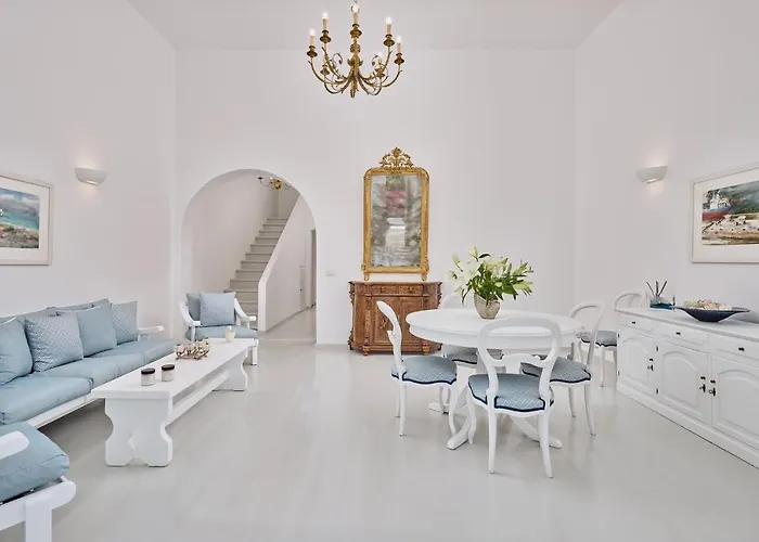 Dom wakacyjny Alice's Noble House *